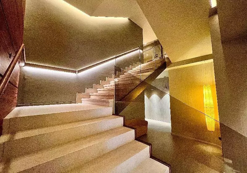 Fotos del hotel Mercure Carlton Rioja:  20