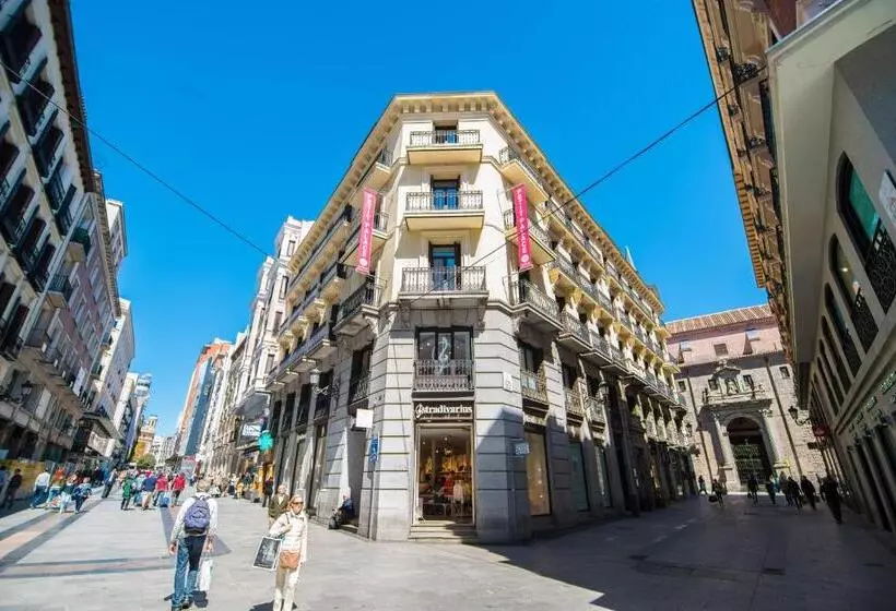 Petit Palace Preciados