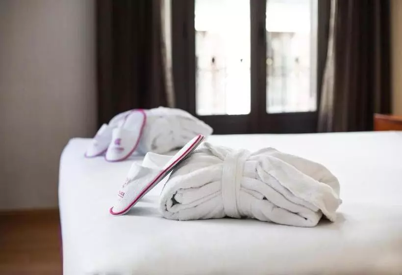 Fotos del hotel Petit Palace Preciados:  21