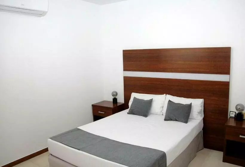 Fotos del hotel Jm Jardin De La Reina:  3