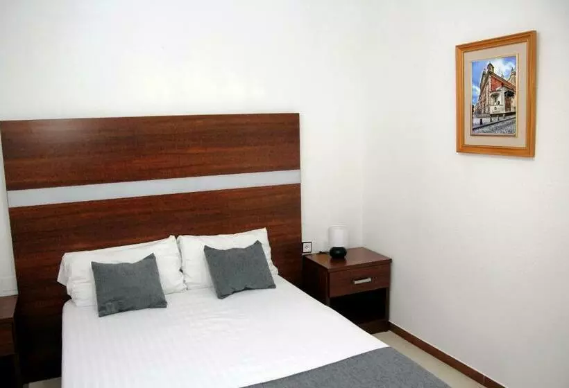 Fotos del hotel Jm Jardin De La Reina:  7