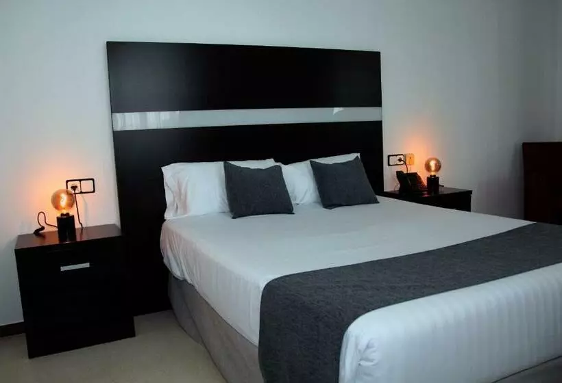 Fotos del hotel Jm Jardin De La Reina:  4