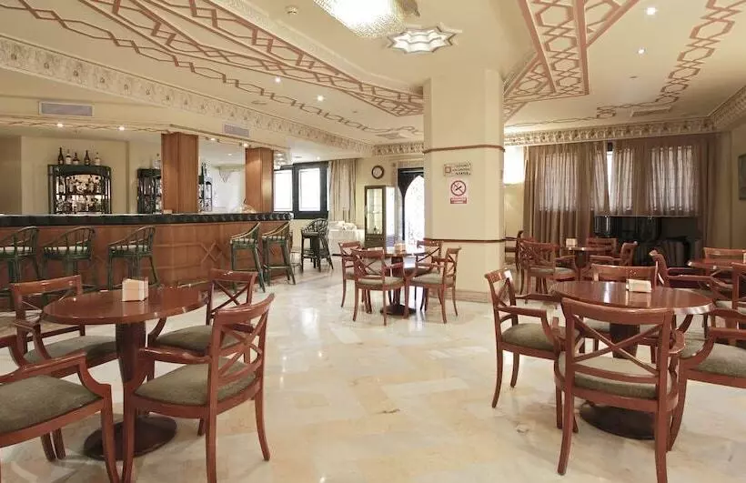 Fotos del hotel Abades Benacazon:  11