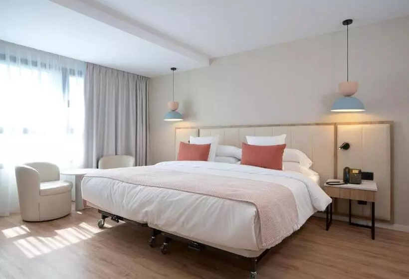 Fotos del hotel San Cristóbal:  15