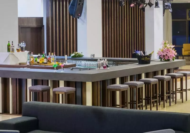 Fotos del hotel El Tope:  6