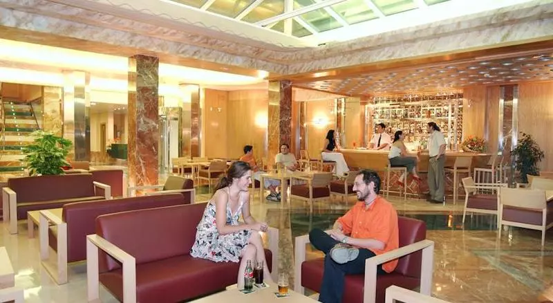 Fotos del hotel Isabel:  22