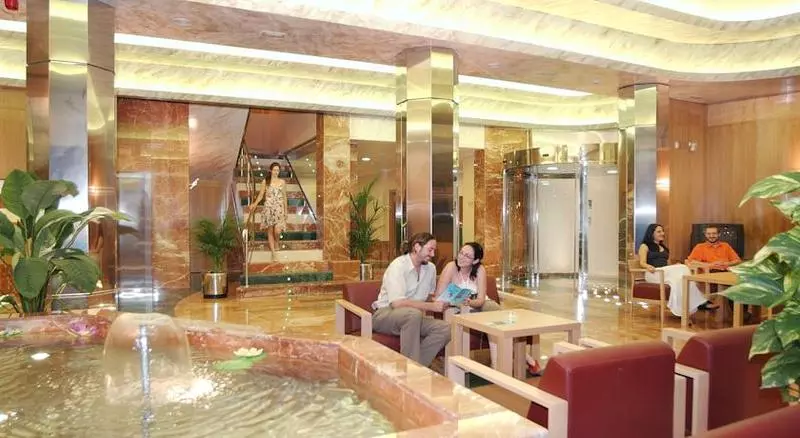 Fotos del hotel Isabel:  5