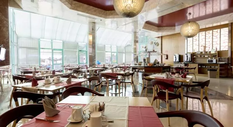 Fotos del hotel Isabel:  12