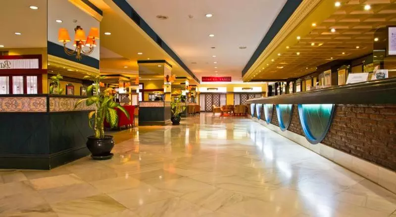 Fotos del hotel Las Palmeras Affiliated by Fergus:  8