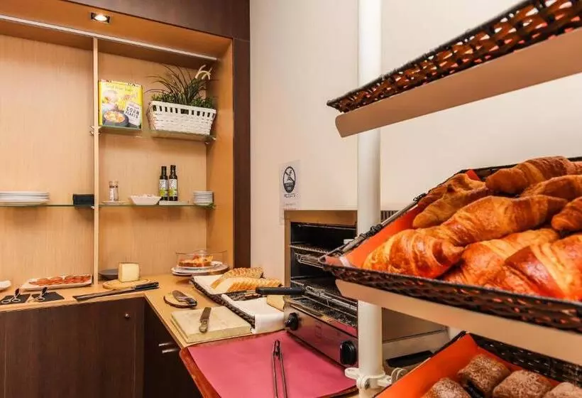 Fotos del hotel Lauria:  3