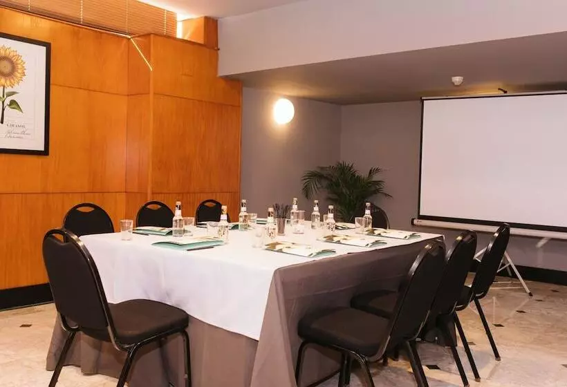 Fotos del hotel Malcom And Barret:  21