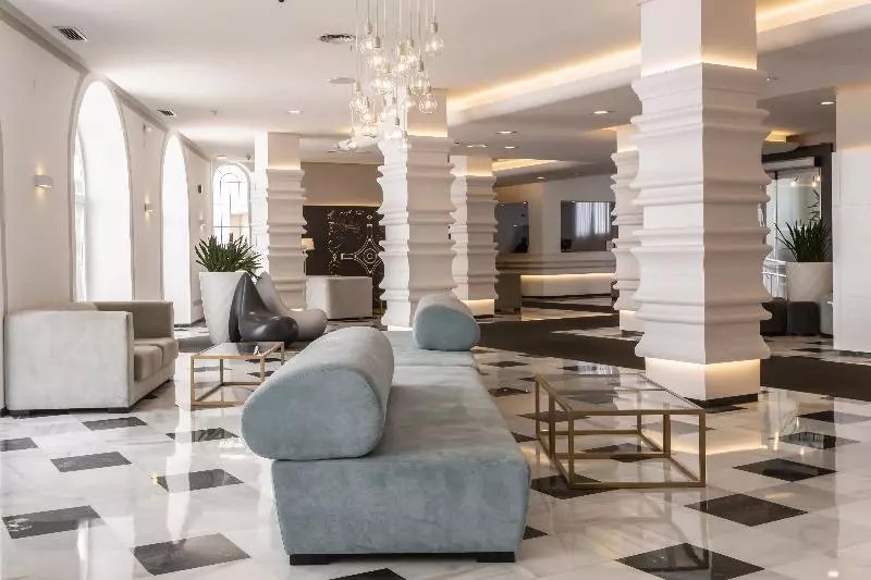 Fotos del hotel Monte Triana:  3