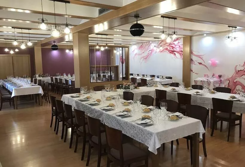 Fotos del hotel Mozárbez Salamanca:  6