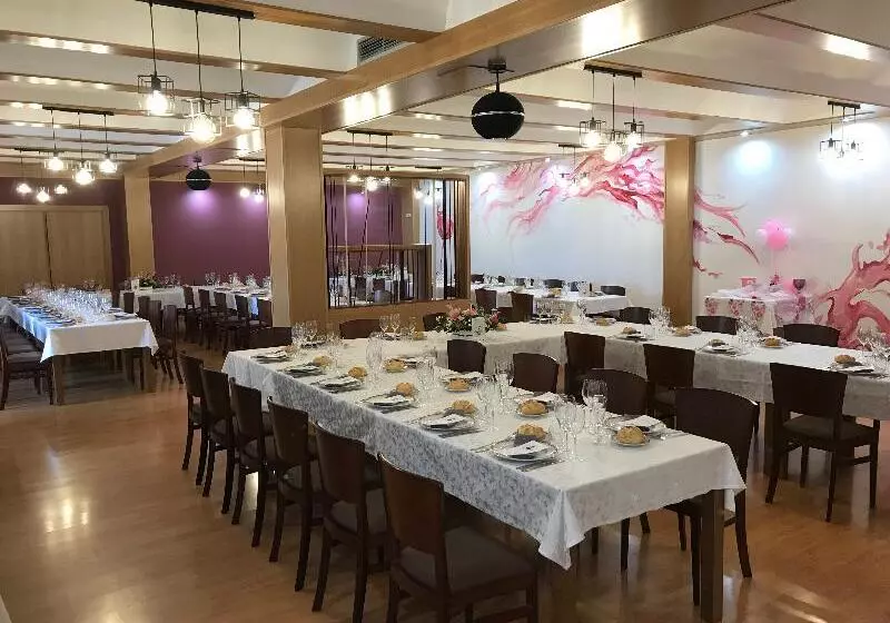 Fotos del hotel Mozárbez Salamanca:  16