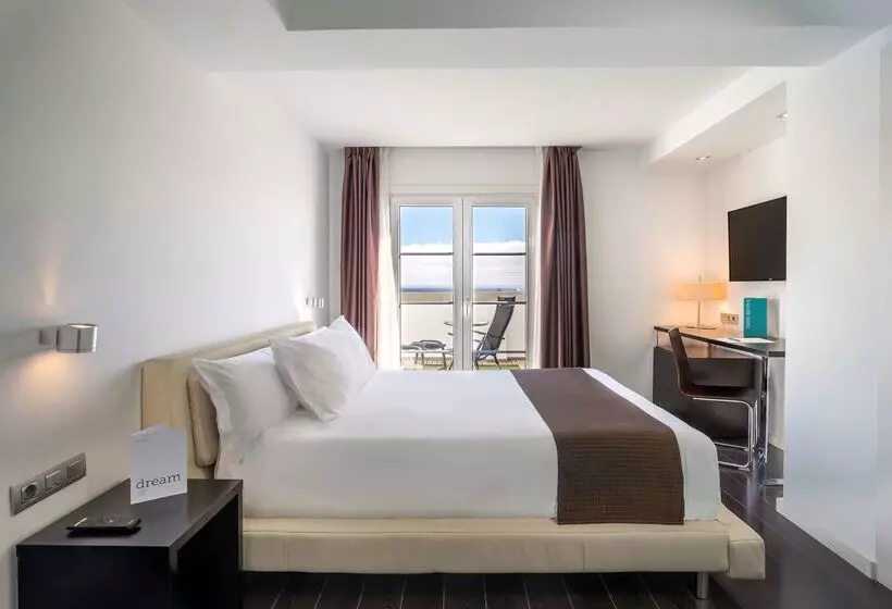 Fotos del hotel Occidental Santa Cruz Contemporáneo:  26