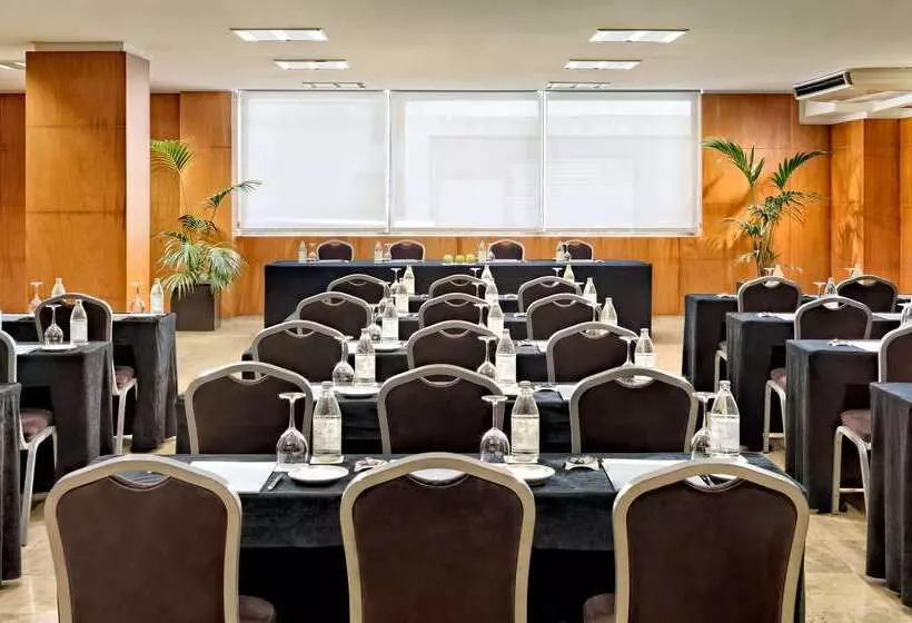 Fotos del hotel Occidental Santa Cruz Contemporáneo:  39