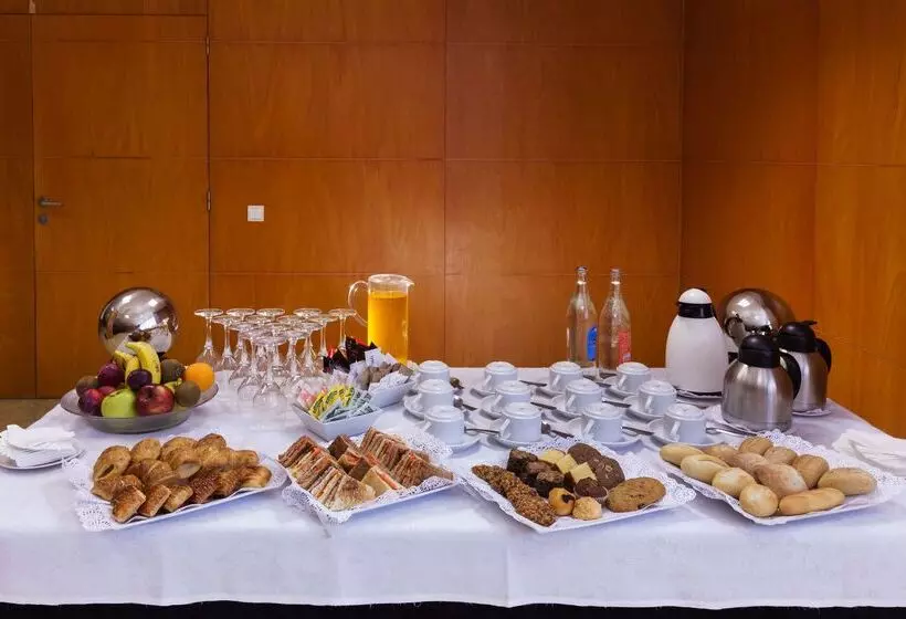 Fotos del hotel Occidental Santa Cruz Contemporáneo:  70