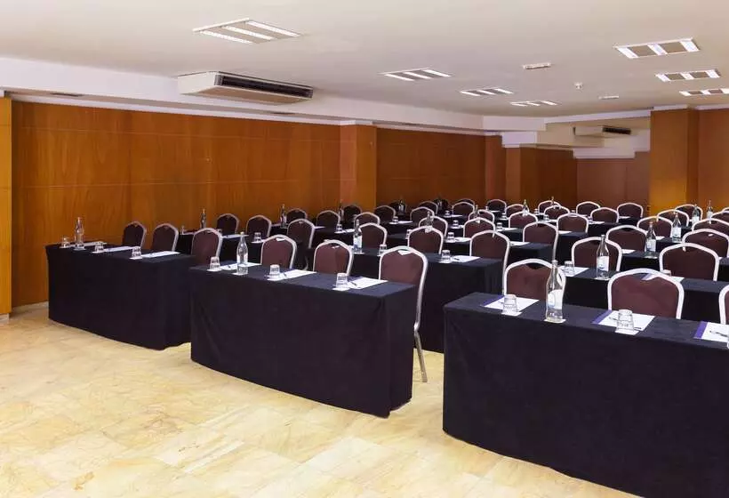 Fotos del hotel Occidental Santa Cruz Contemporáneo:  42