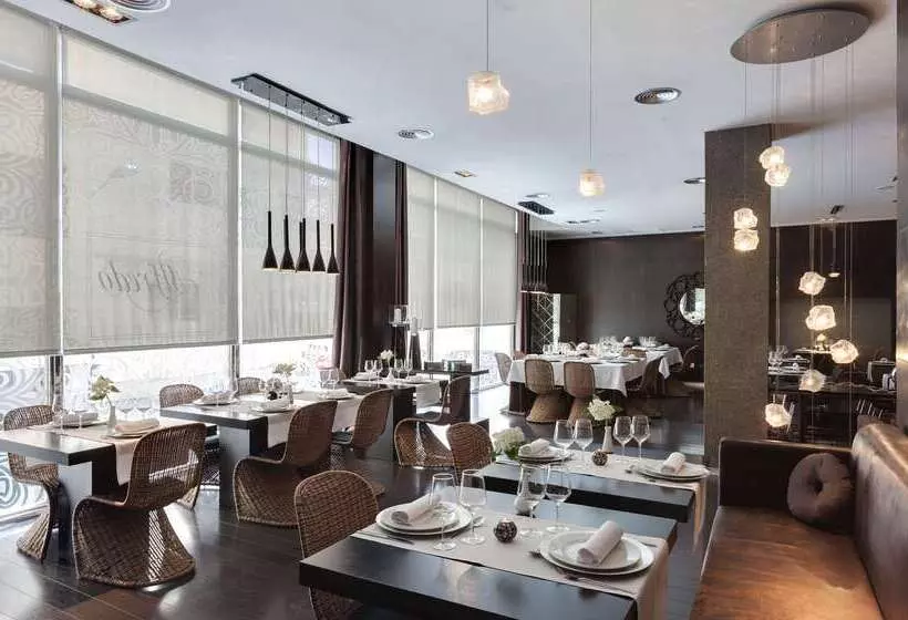 Fotos del hotel Occidental Santa Cruz Contemporáneo:  34