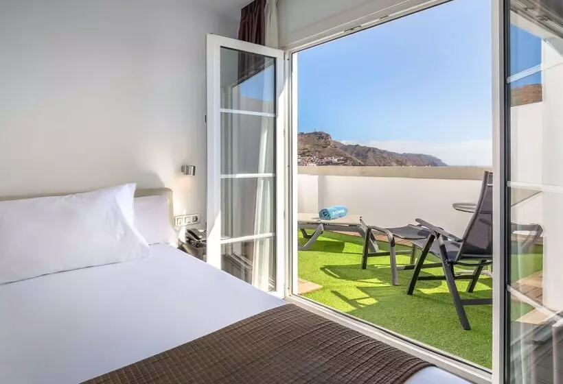 Fotos del hotel Occidental Santa Cruz Contemporáneo:  68