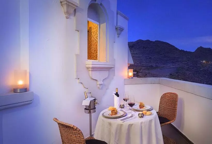 Fotos del hotel Occidental Santa Cruz Contemporáneo:  45