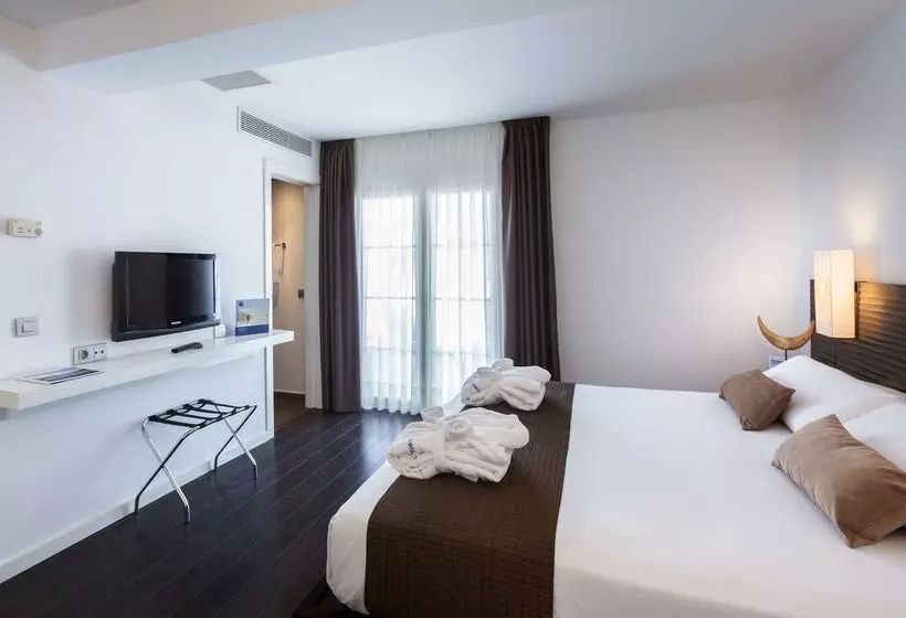 Fotos del hotel Occidental Santa Cruz Contemporáneo:  2