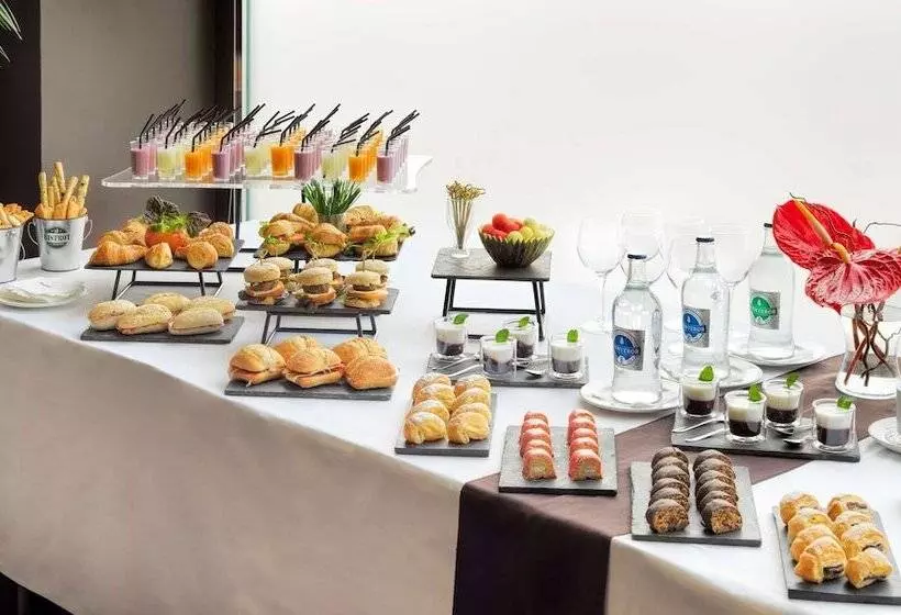 Fotos del hotel Occidental Santa Cruz Contemporáneo:  62