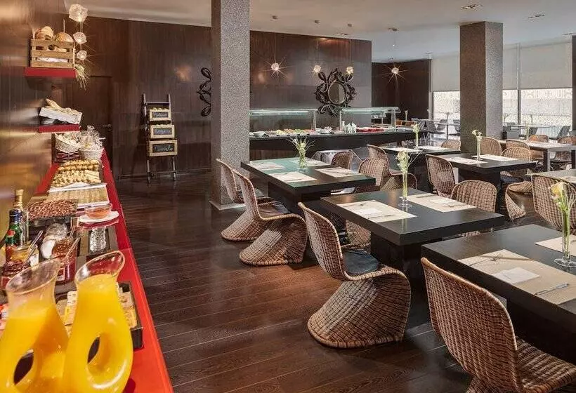 Fotos del hotel Occidental Santa Cruz Contemporáneo:  66