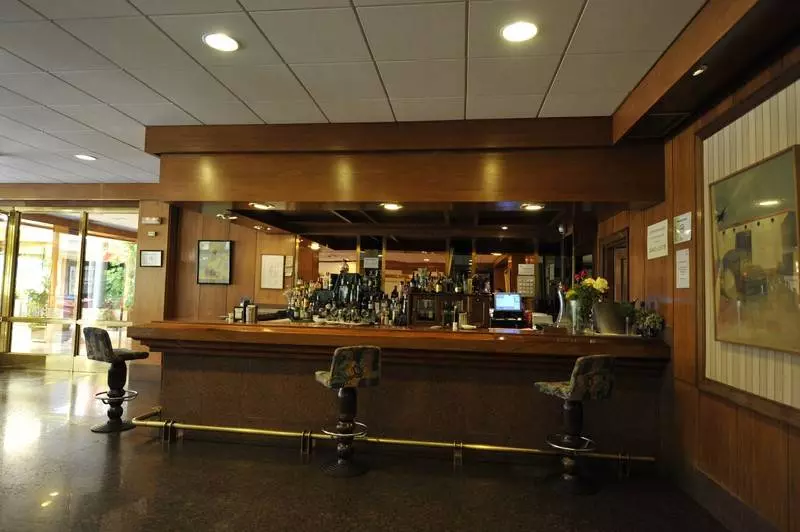 Fotos del hotel Puerta De Segovia:  6