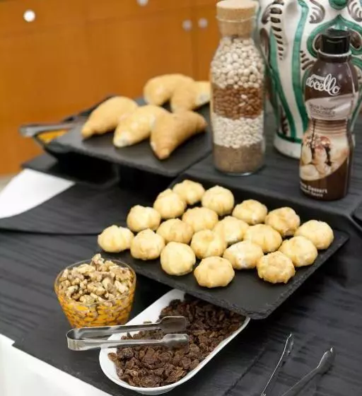 Fotos del hotel Reina Cristina:  2