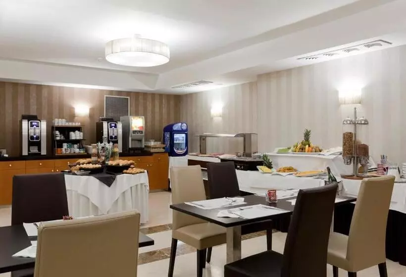 Fotos del hotel Reina Cristina:  6