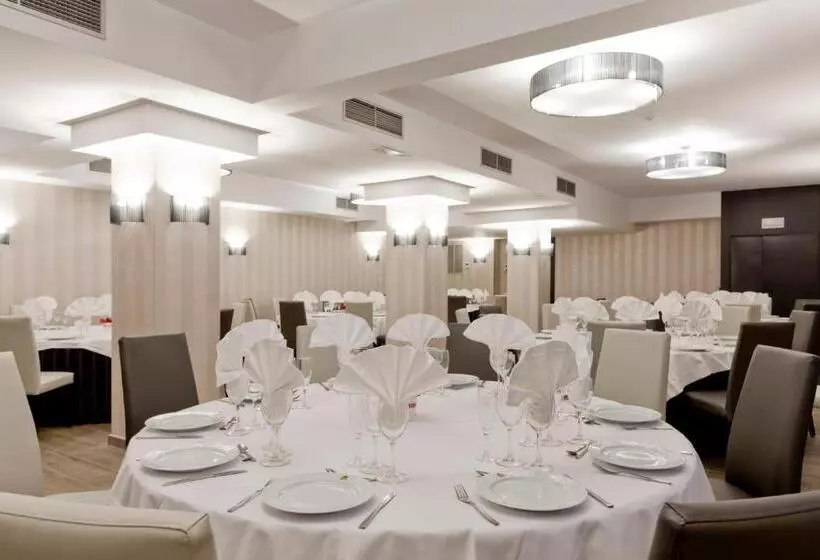 Fotos del hotel Reina Cristina:  8