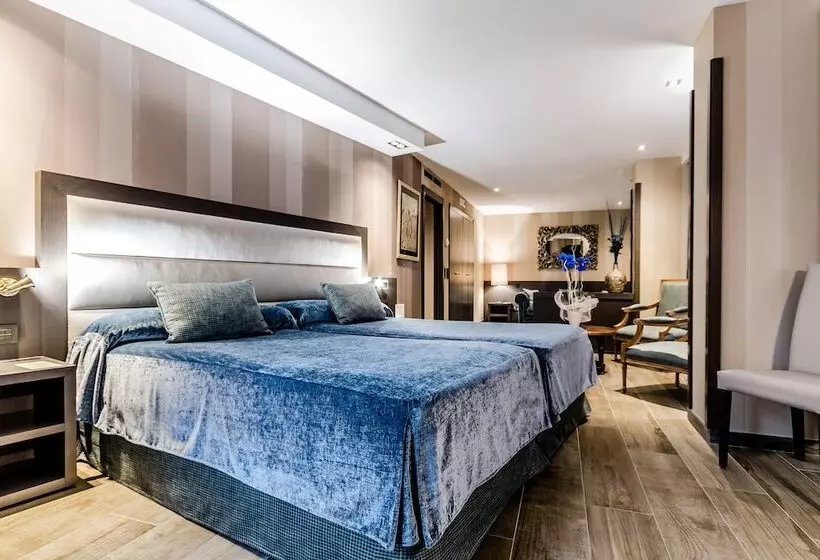 Fotos del hotel Reina Cristina:  13