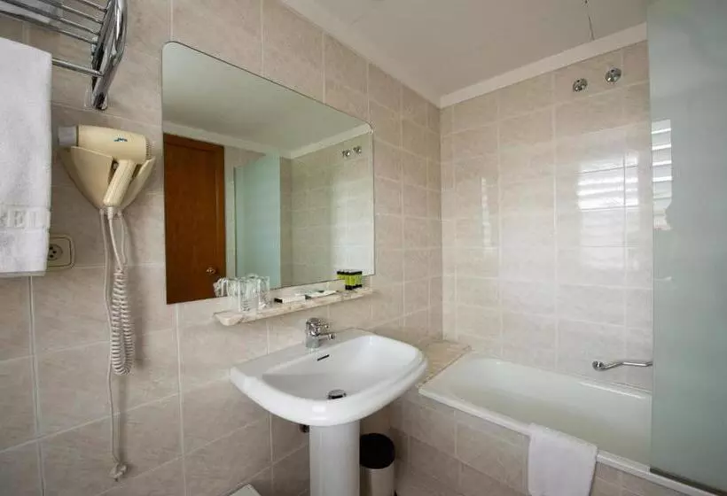 Fotos del hotel Borrell:  11