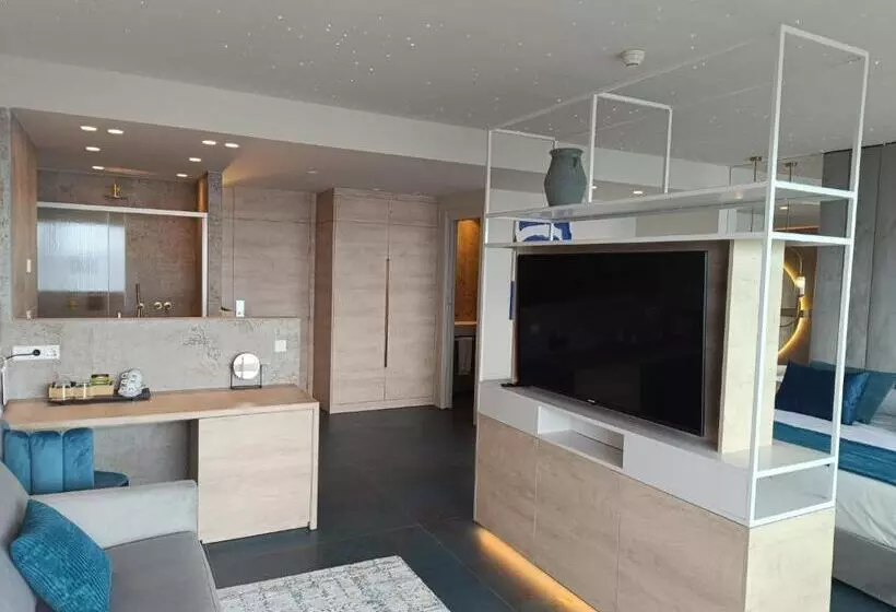 Fotos del hotel Canyelles Platja:  25