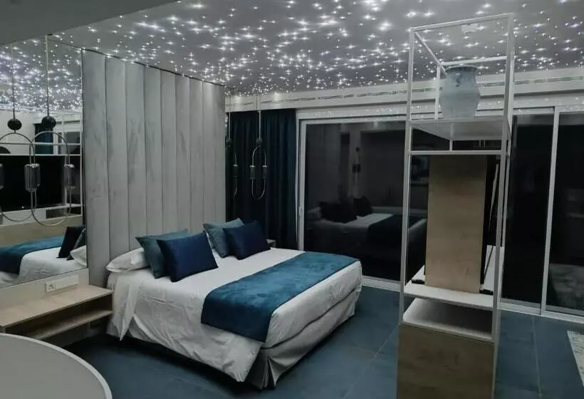 Fotos del hotel Canyelles Platja:  5