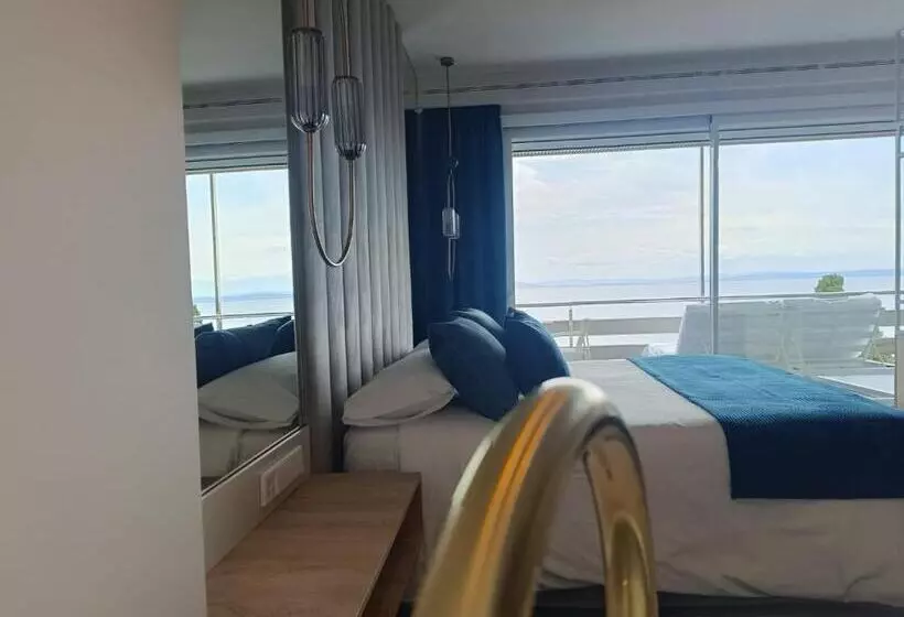 Fotos del hotel Canyelles Platja:  24