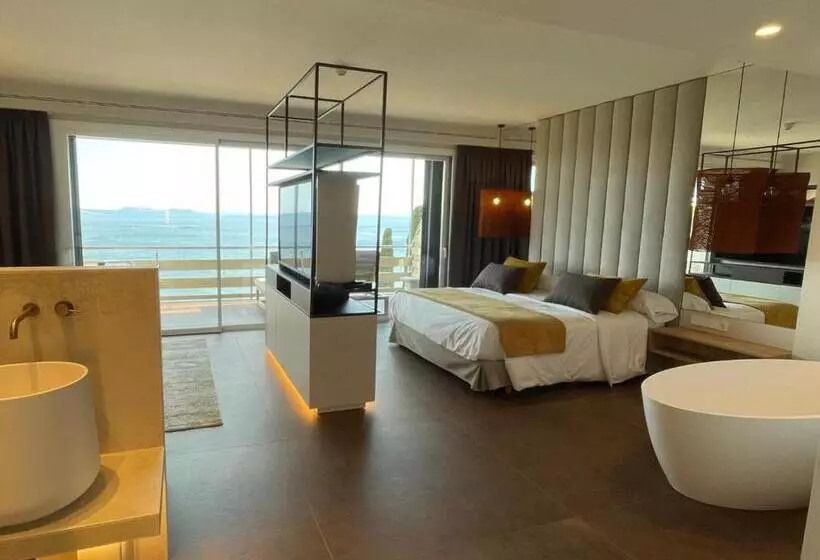 Fotos del hotel Canyelles Platja:  15