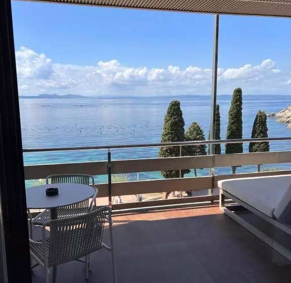 Fotos del hotel Canyelles Platja:  12