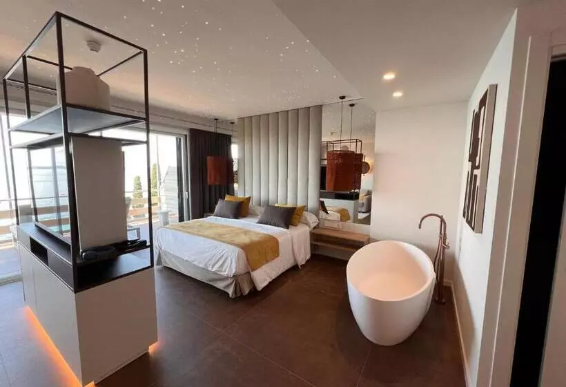 Fotos del hotel Canyelles Platja:  9