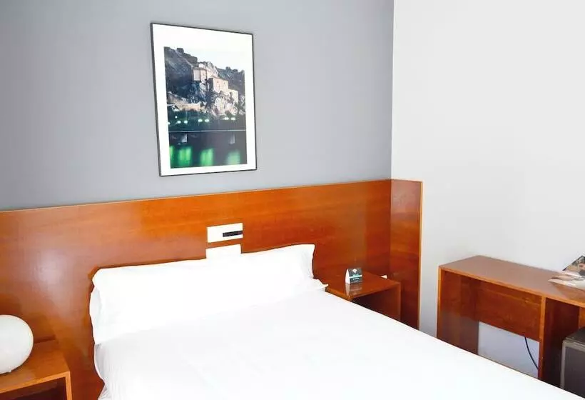 Fotos del hotel Alda Ciudad De Soria:  8