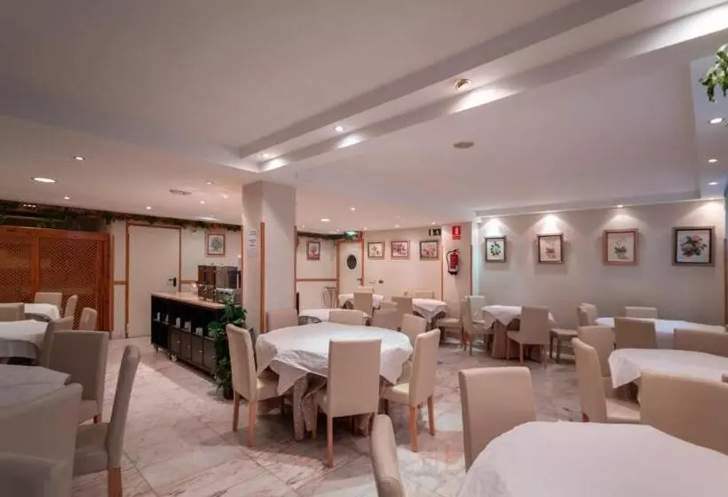 Fotos del hotel Astures:  9