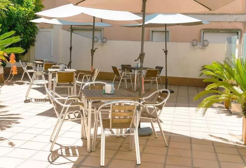 Fotos del hotel Atalaya Ii:  17