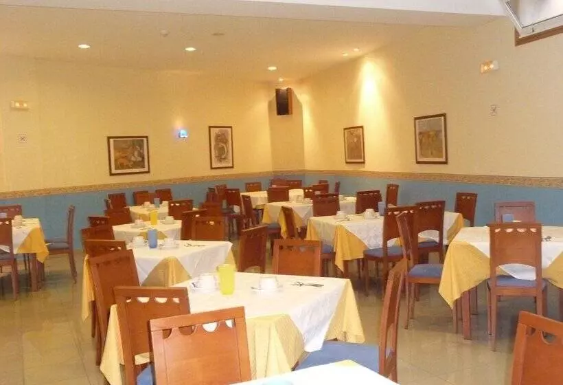 Fotos del hotel Atalaya Ii:  9