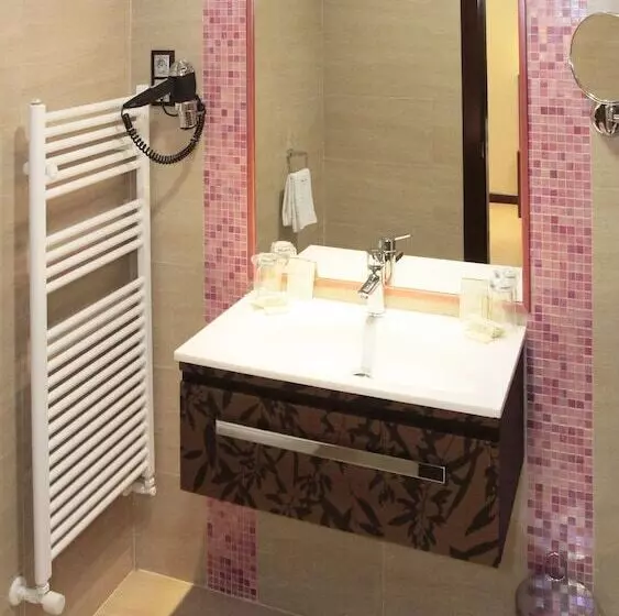 Fotos del hotel Juleca:  12