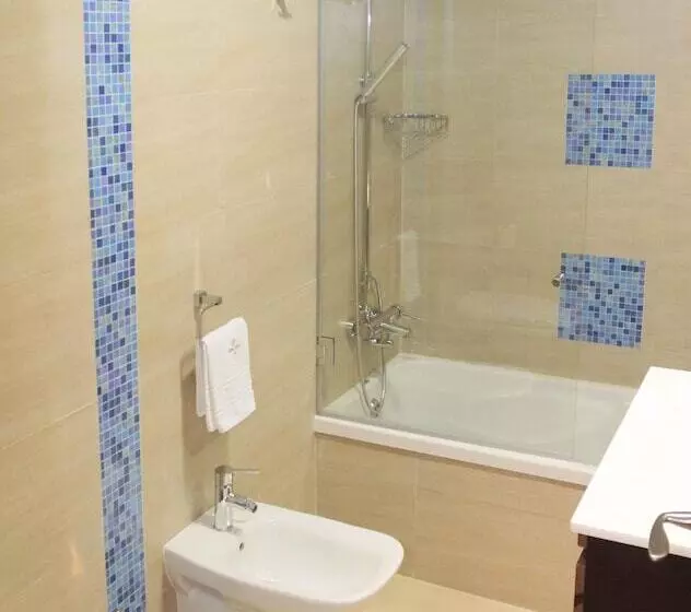 Fotos del hotel Juleca:  7