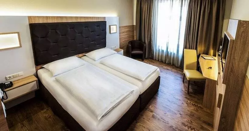 Fotos del hotel Goldenes Theater:  22