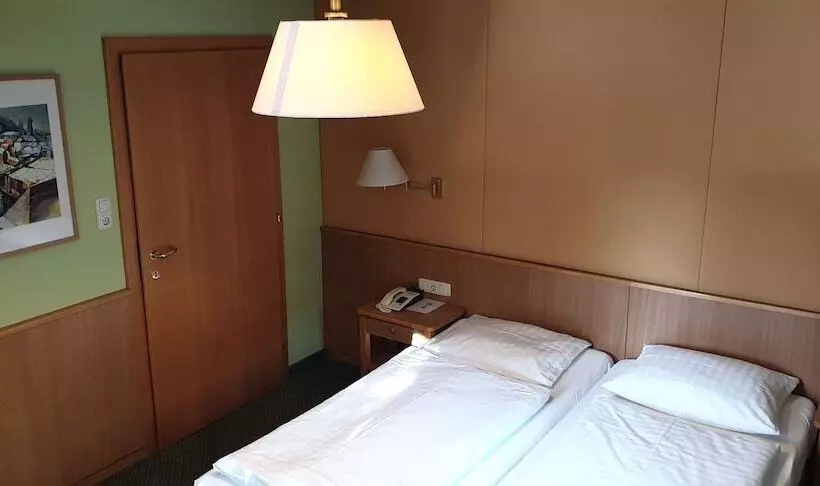 Fotos del hotel Hohenstauffen:  9