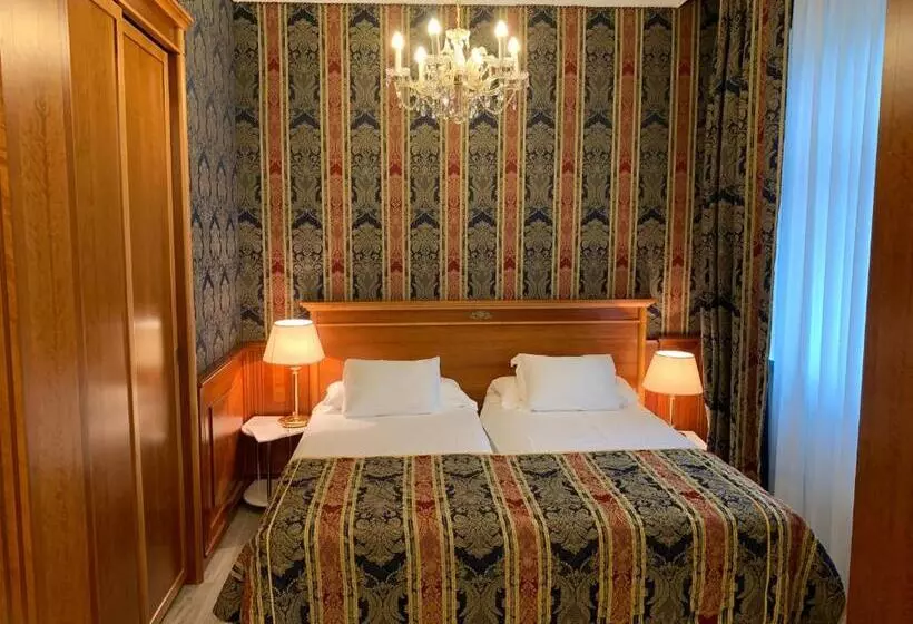 Fotos del hotel Neue Post:  22