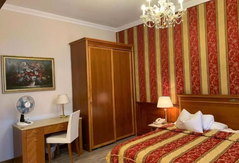 Fotos del hotel Neue Post:  13